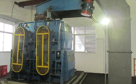 齒輥式碎煤機(jī)現(xiàn)場